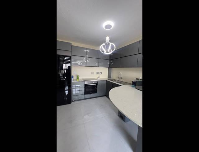2 BEDROOM APARTMENT TO LET IN NORTH BEACH
